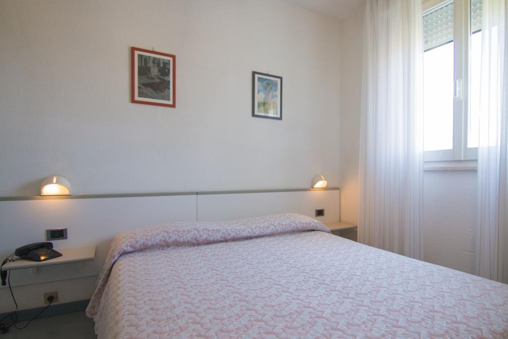 B&B Hotel Souvenir Cesenatico Room photo