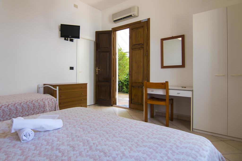 B&B Hotel Souvenir Cesenatico Room photo